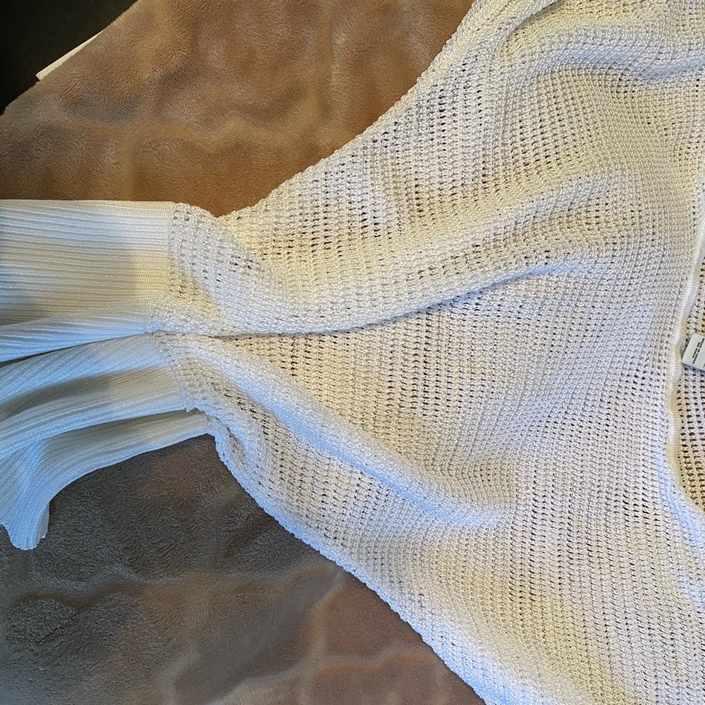 White House Black Market Women’s Cream color mesh Tunic w/mini scoop neck size S - Picture 3 of 16